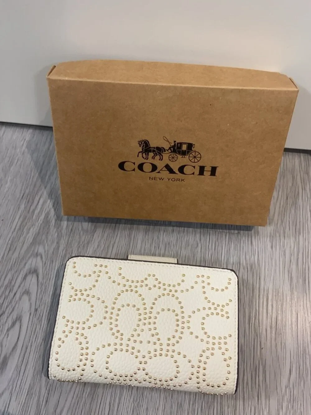 Cream White Coach Bi-Fold Wallet Gold Studded Signature